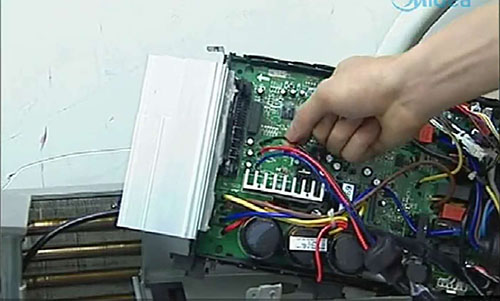 东西湖美的空调电话是多少